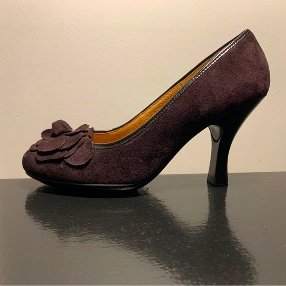 Sofft Brand purple suede pumps size 8 - Picture 1 of 8